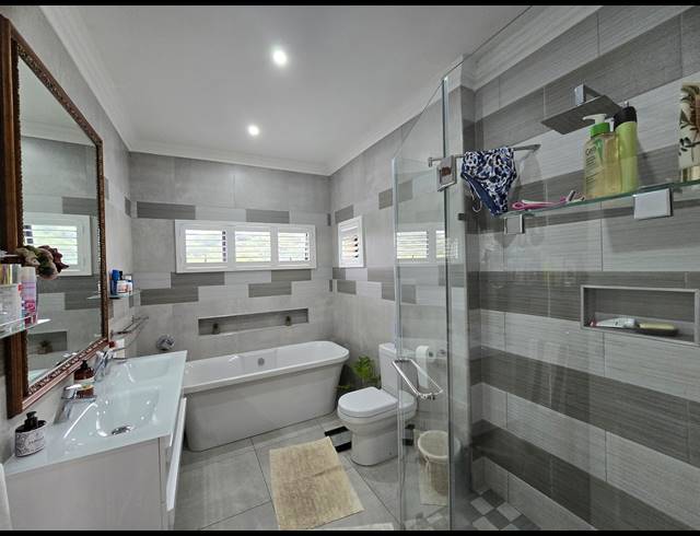3 BEDROOM HOUSE FOR SALE IN NEW SALT ROCK CITY
